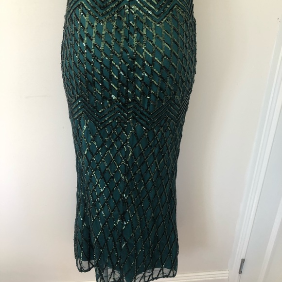 🌿 MEI MEI 🌿 green sequin sleeveless slight trumpet style formal dress size 8 - Picture 7 of 9